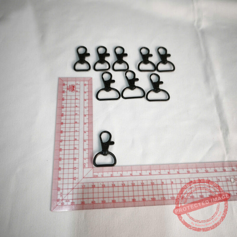Móc càng cua đen 2cm